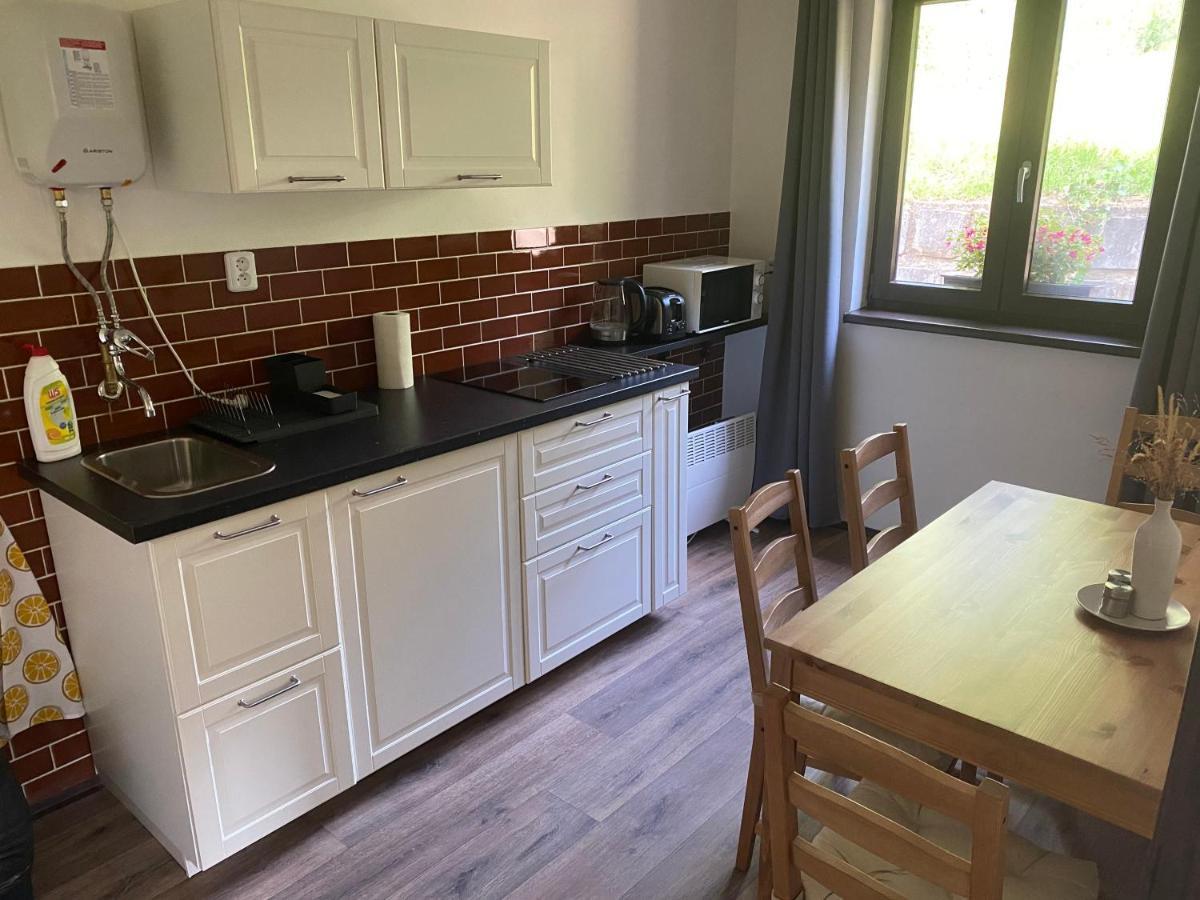 Apartman Pod Mandloni Starovice Exterior foto